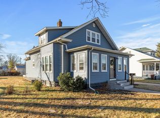 213 E Main St, Belle Plaine, MN 56011
