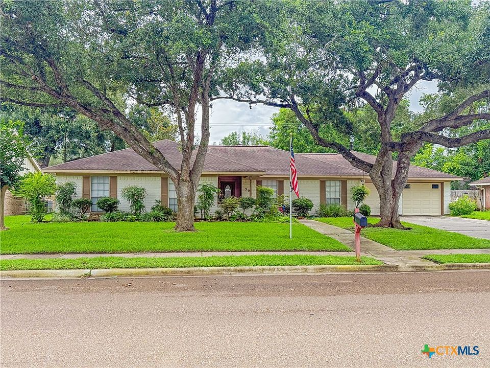 1st image of 301 Berkshire Ln