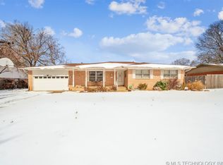312 E 16th St, Claremore, OK 74017