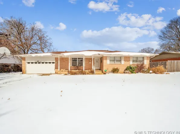 312 E 16th St, Claremore, OK 74017