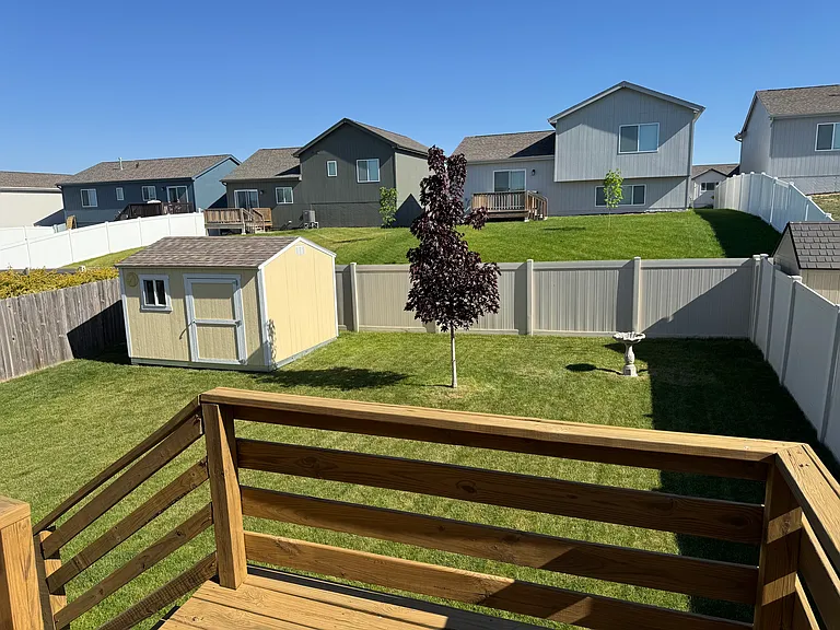 10872 Potter St — Photo 2
