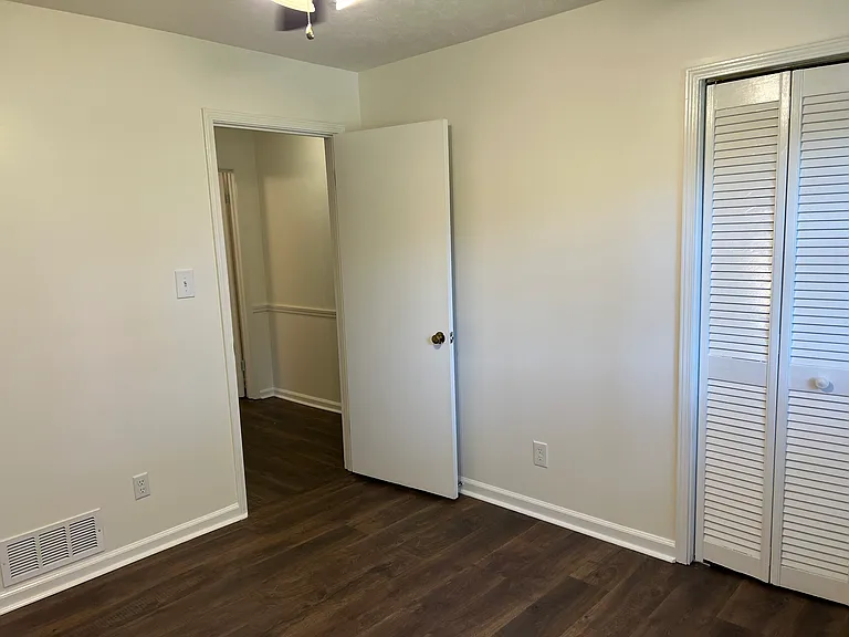 1307 Ridgewood Dr SW — Photo 8