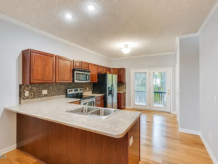 28 Cherokee Ridge Ct — Photo 8