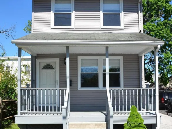 713 Miller St, Bryn Mawr, PA 19010