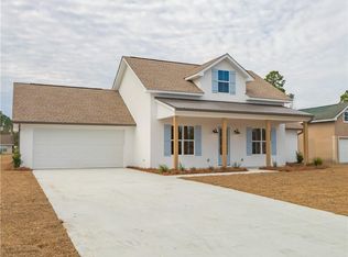 129 Silver Bluff Cir, Brunswick, GA 31523