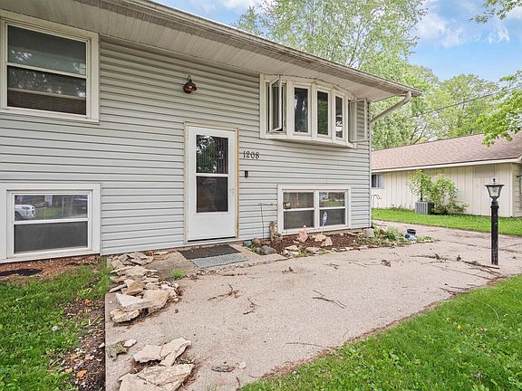 4th image of 1208 Wigwam Dr