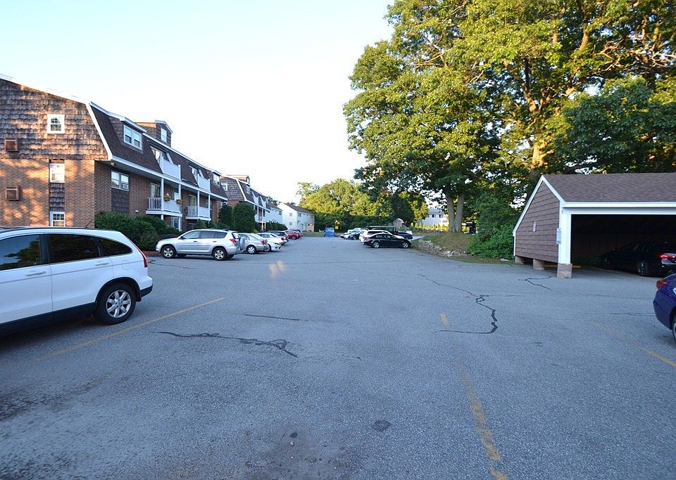 86 Beacon St APT 4, Lawrence, MA 01843 Zillow