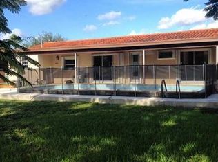 1800 SW 99th Ave, Miami, FL 33165