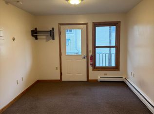 85 Portland St APT 2, Morrisville, VT 05661