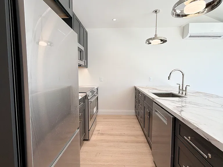 57 Christopher St #5B — Photo 12