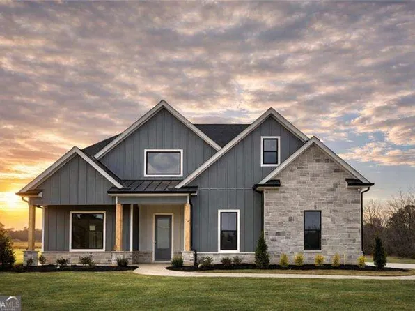 131 Palisade Dr, Rydal, GA 30171