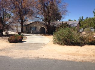 19405 Oneida Ct, Apple Valley, CA 92307