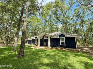 4734 Cliff Rd, Graceville, FL 32440