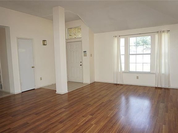 3rd image of 6700 Olivewood Dr