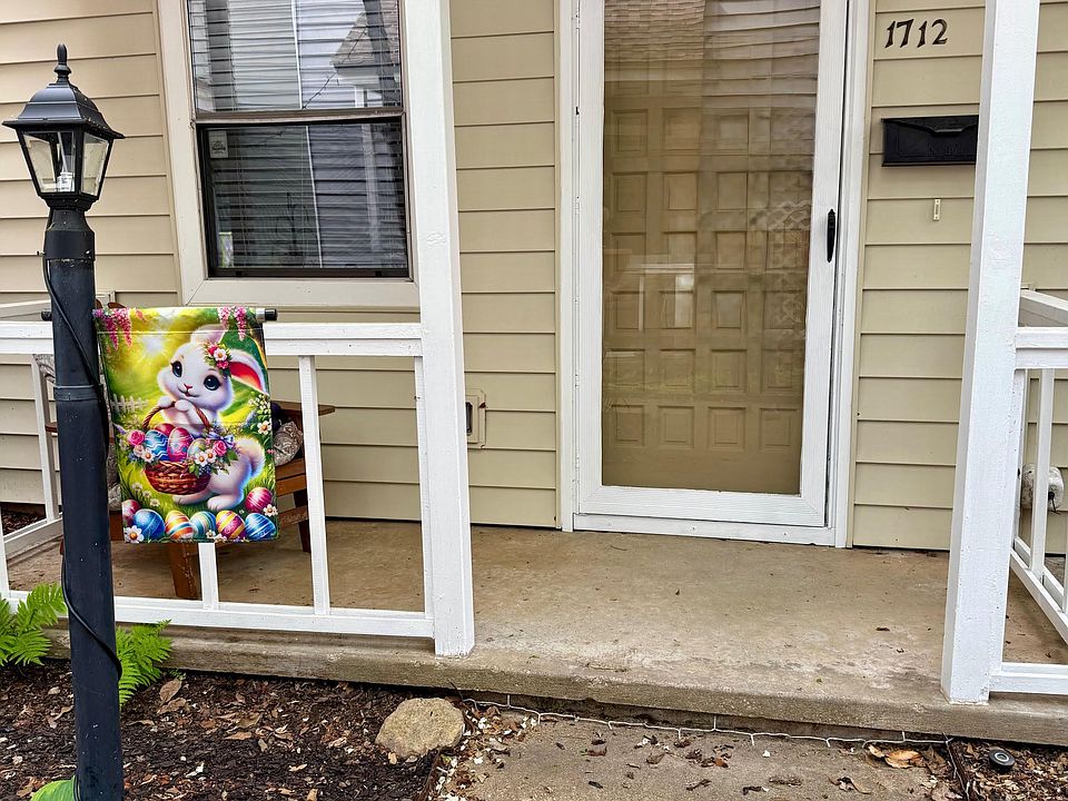 Front porch area and storm door