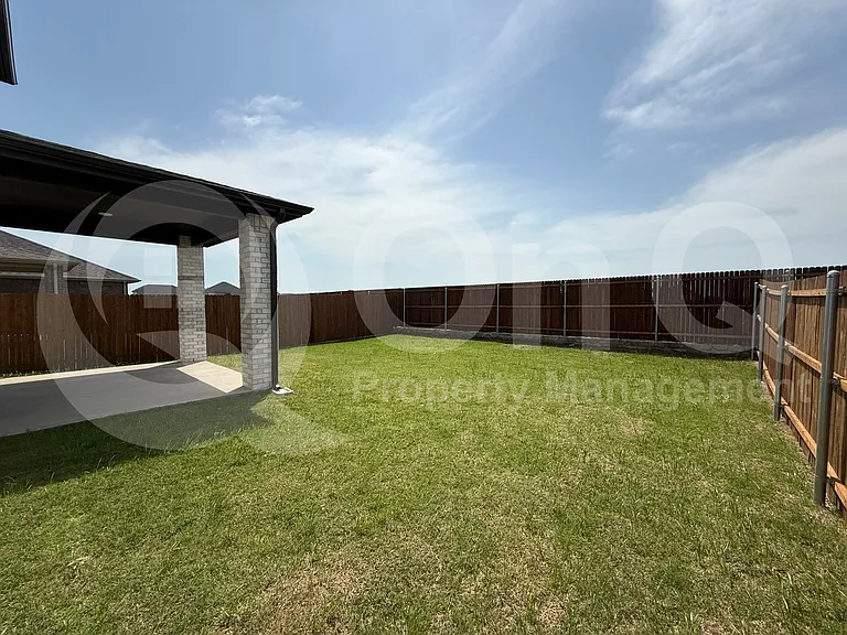 517 Ridgedale Dr — Photo 22