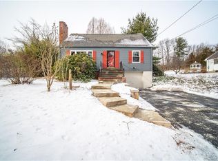 11 Oak Rd, Cromwell, CT 06416