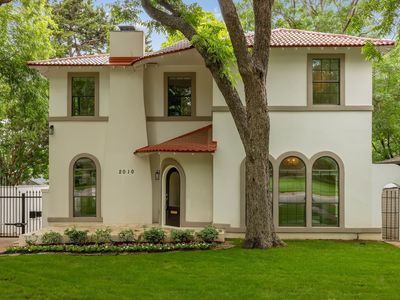 2010 Mayflower Dr, Dallas, TX, 75208