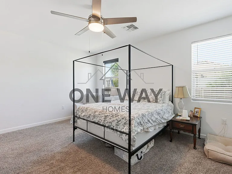 30558 W Clarendon Ave — Photo 26