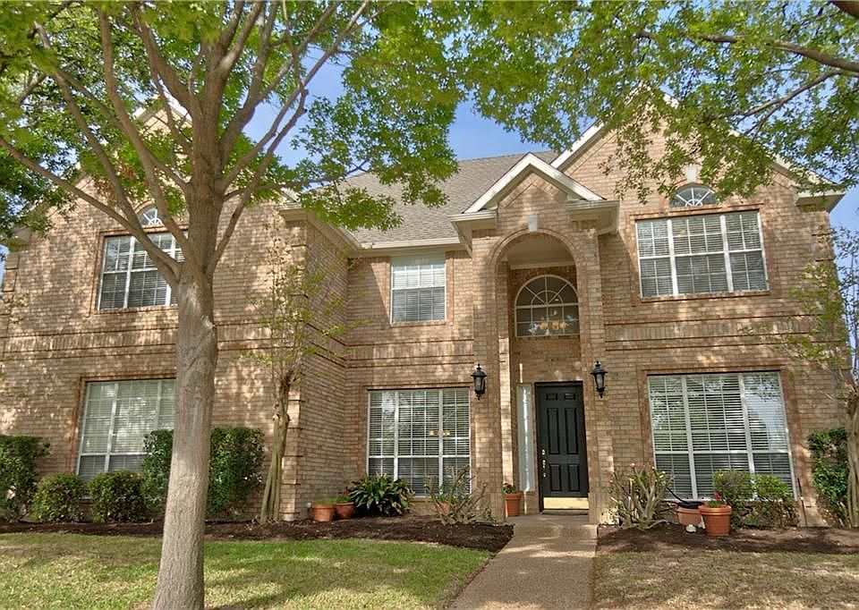 1st image of 6001 Garwood Cir