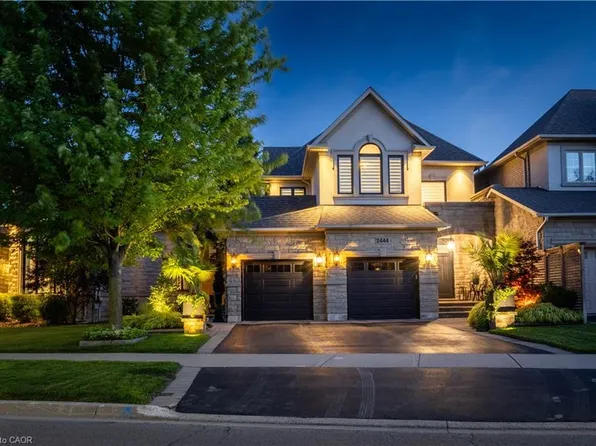2444 Valleyridge Dr, Oakville, ON L6M 5G7