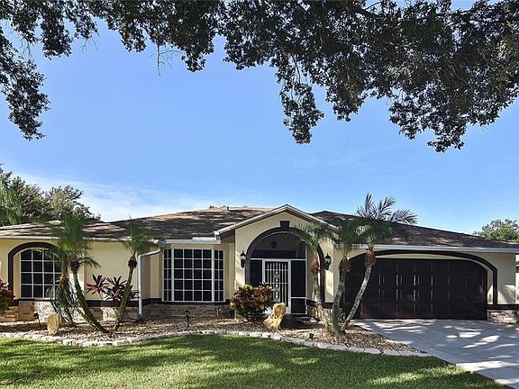 3rd image of 19236 Cypress Vista Cir