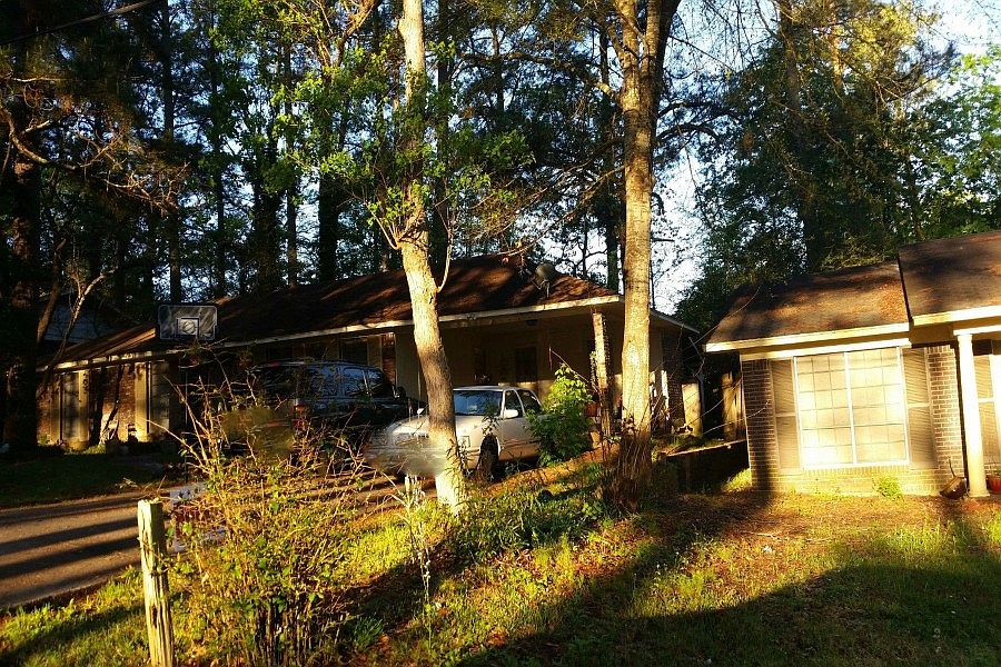 2nd image of 3237 Bienville Dr