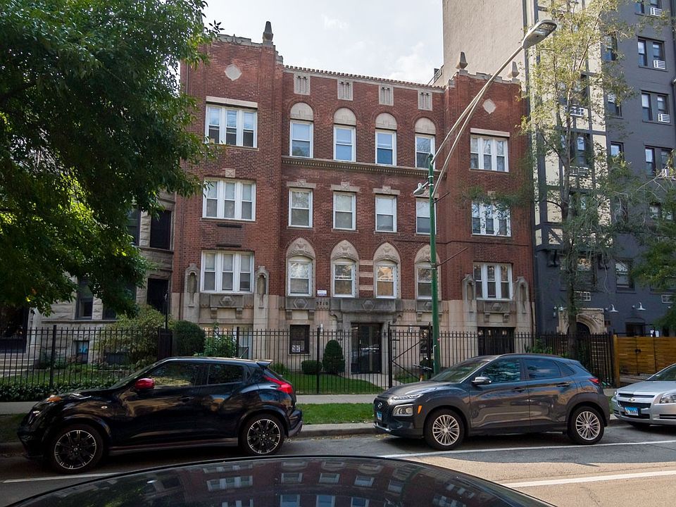 2nd image of 5710 N Winthrop Ave #6000-305