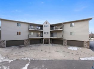 1600 S Southeastern Ave APT 202, Sioux Falls, SD 57103