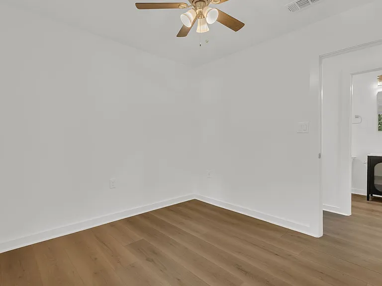 1148 Lookout Ave NW — Photo 29