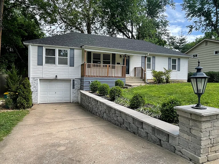 9401 Knox Dr — Photo 10