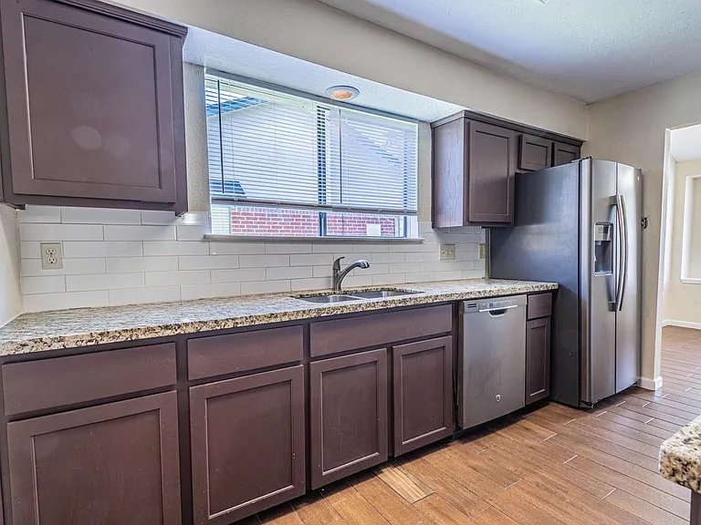 11438 Brook Meadow Dr — Photo 5
