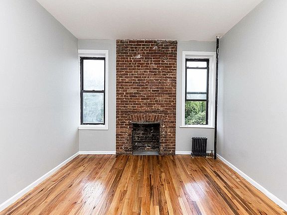 2nd image of 511 Willoughby Ave APT 1