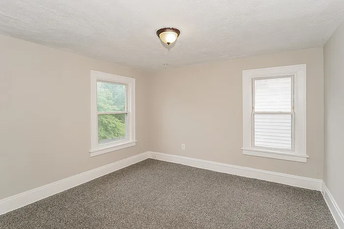 3412 Kildare Rd — Photo 8