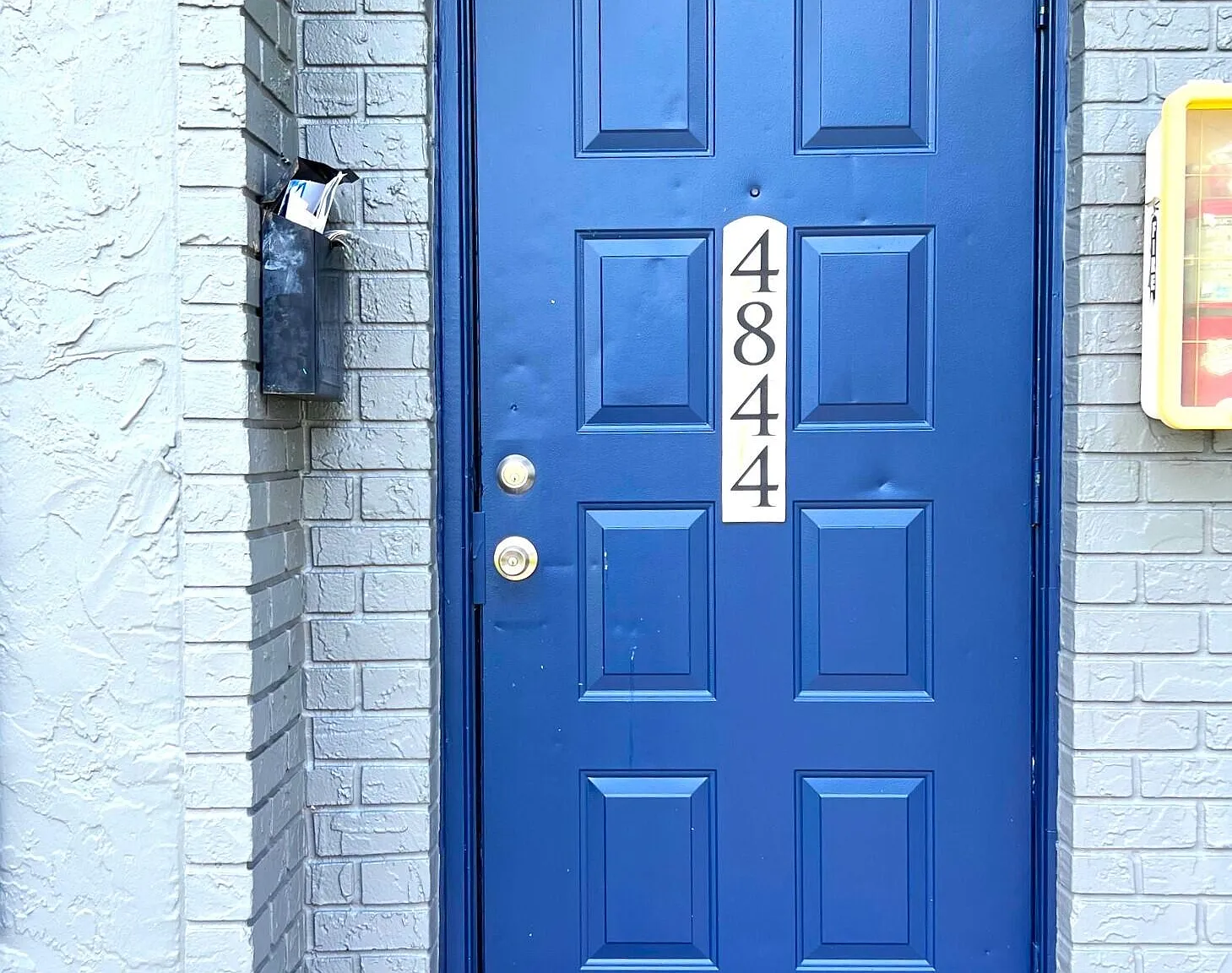 2 bed, 1.5 bath, 938 sqft, $2,250 — Photo 3