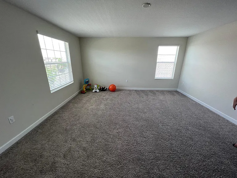 3643 Cortland Dr — Photo 24