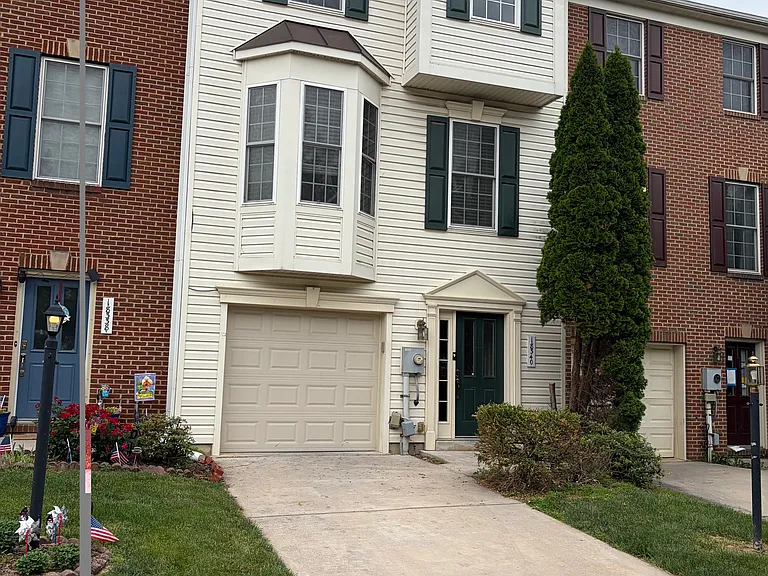 18340 Roy Croft Dr — Photo 2