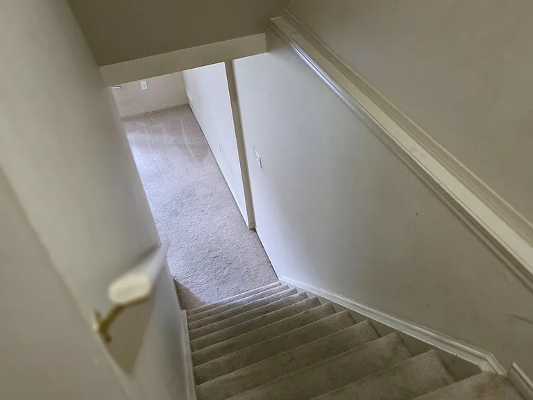 1155 Gordon St #99 — Photo 18