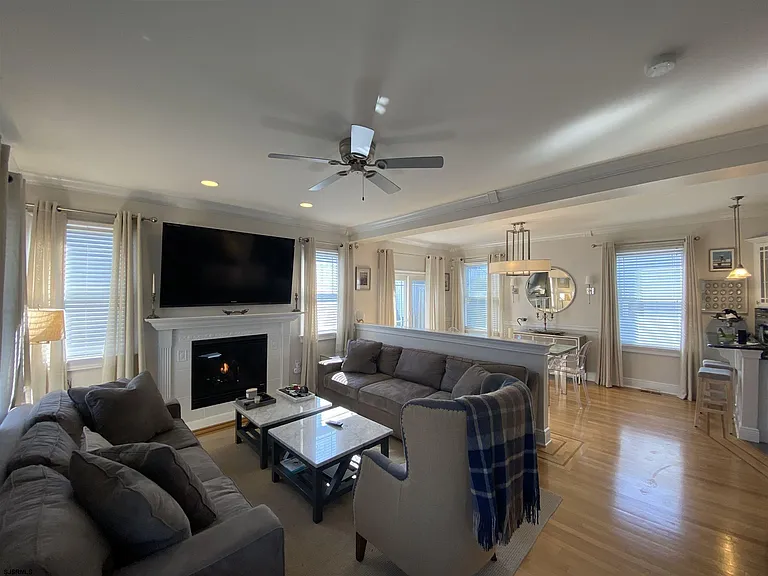 122 N Monroe Ave #WINTER RENTAL — Photo 5