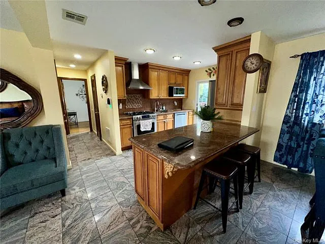1316 McClure Ave — Photo 3