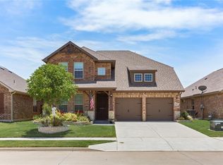 2412 Open Range Dr, Fort Worth, TX 76177