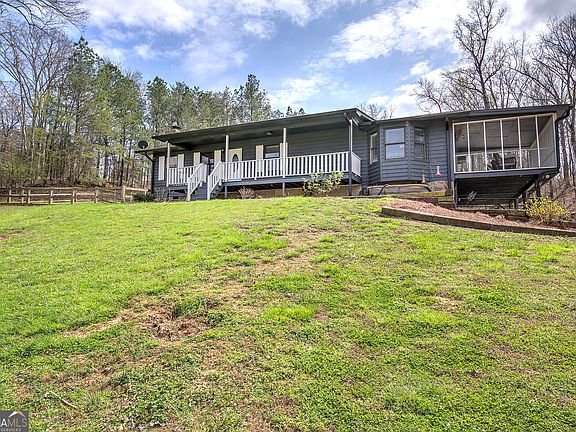 2nd image of 479 Red Bone Ridge Rd SE