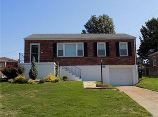 1017 Rainbow Dr, Saint Louis, MO