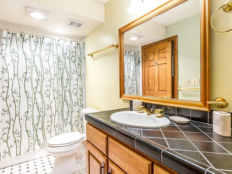 2524 Aspen Springs Dr — Photo 15