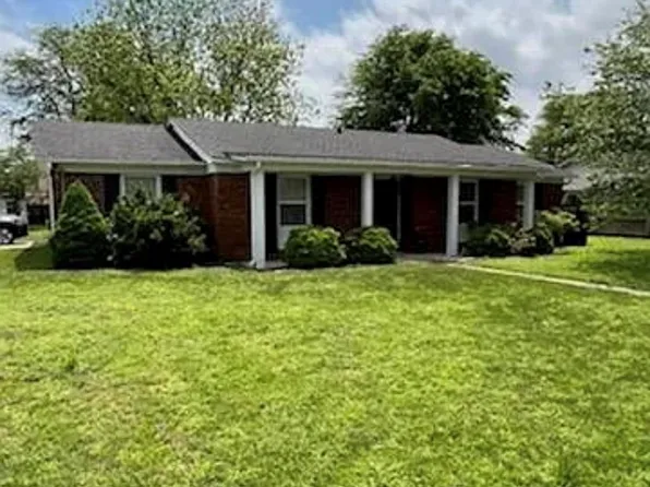 1113 Honeysuckle St, Kennett, MO 63857