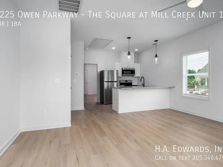 4225 Owen Pkwy #THE SQUARE AT MILL C — Photo 6