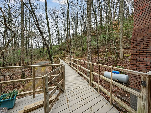 3rd image of 1165 Sparks Branch Rd