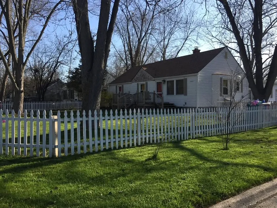 Bellwood Ave