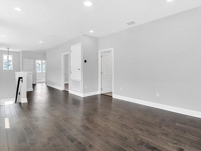 12743 Brodlove Ln — Photo 17