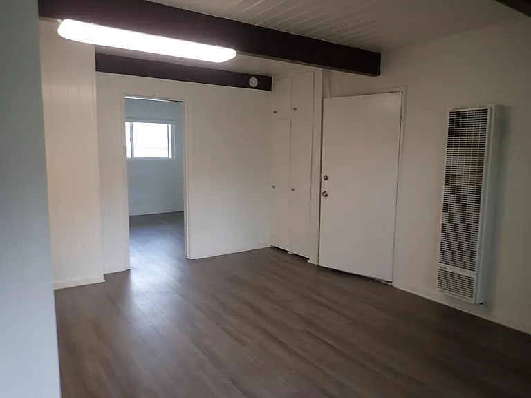 314 W Canon Perdido St #8 — Photo 4